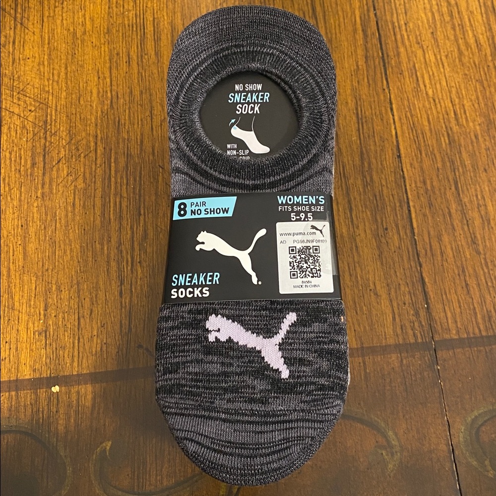 Puma Ladies No Show Sneaker Socks - 8 pairs - Picture 2 of 3